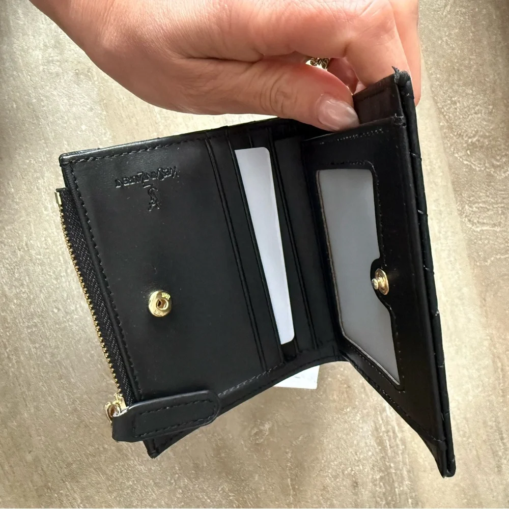 Wallet - Picture 3 of 4